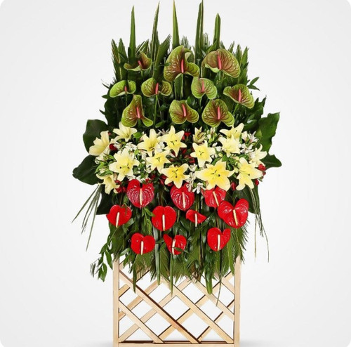 قیمت تاج گل در بازار گل محلاتی چقدر است؟